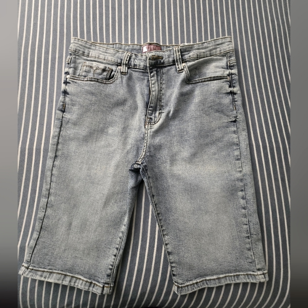Guess Men's Blue Denim Shorts (Excellent Condition)